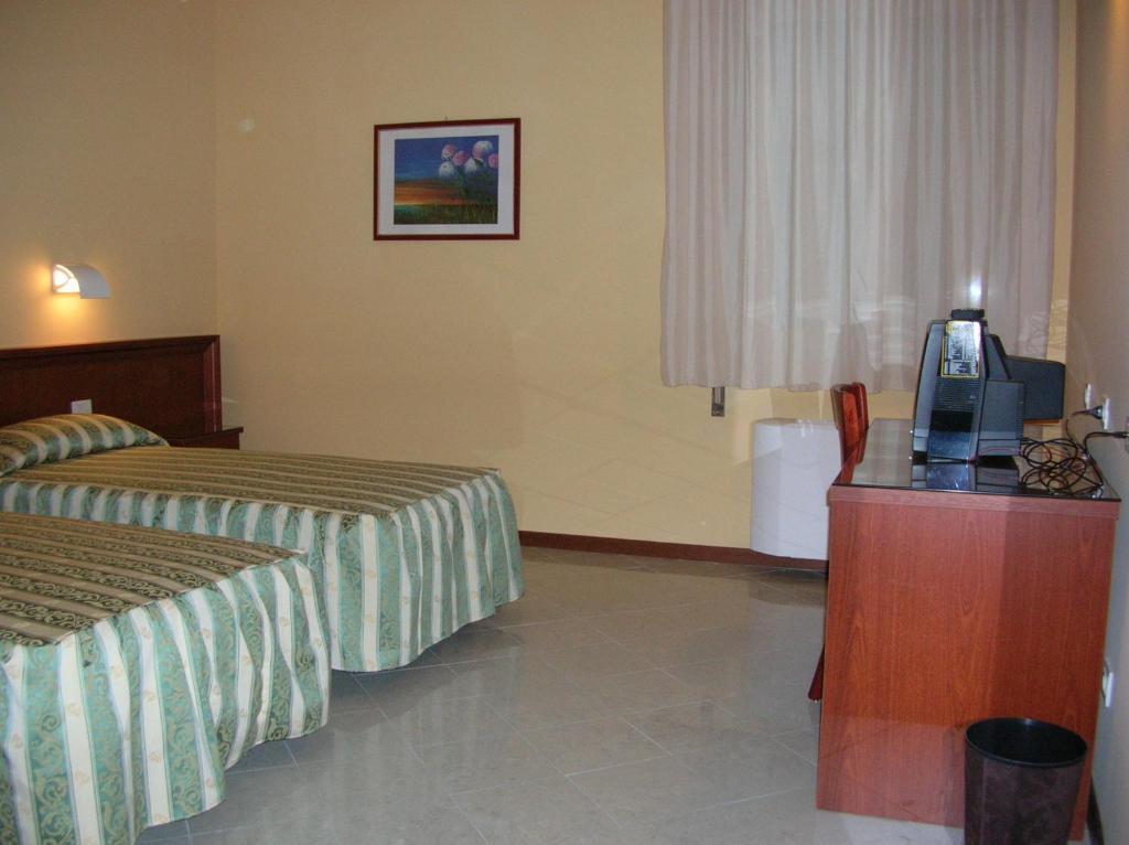 Hotel Industria Bréscia Quarto foto